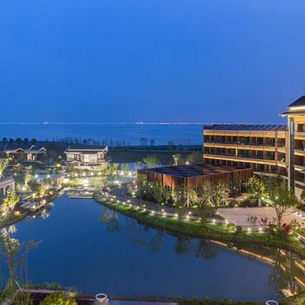 HUALUXE Suzhou Bay Hot Spring Resort, hotel v destinaci Su-čou