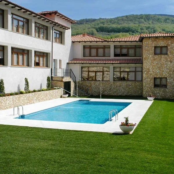 Mirador de La Portilla, hotel in Robledillo de la Vera