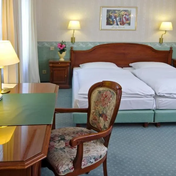 ヴァルト - ホテル（Wald-Hotel）、トロイスドルフのホテル