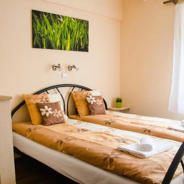 Green Corner Wellness, hotel v destinaci Püspökladány