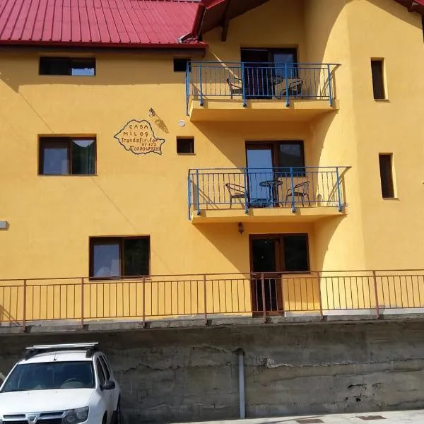 바일레 헤르쿨라네에 위치한 호텔 Casa MILOS SI FIUL