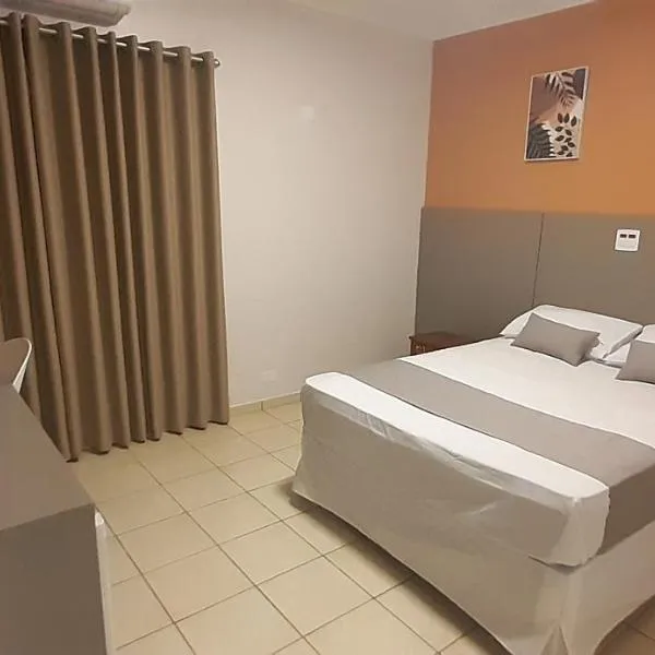 Liv Hotel, hotel in Pôrto Ferreira