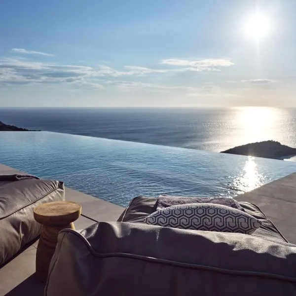 Etheria Luxury Villas & Suites, hotel di Agios Nikolaos