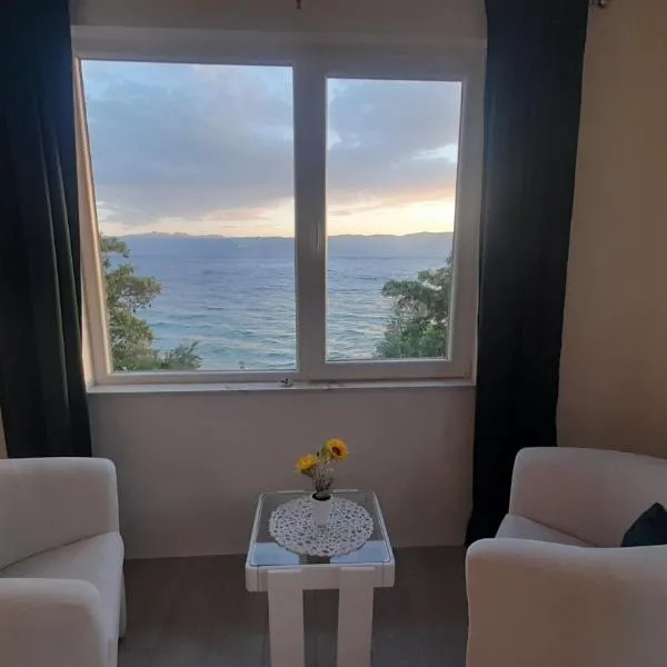 First line apartment, hotell i Ohrid