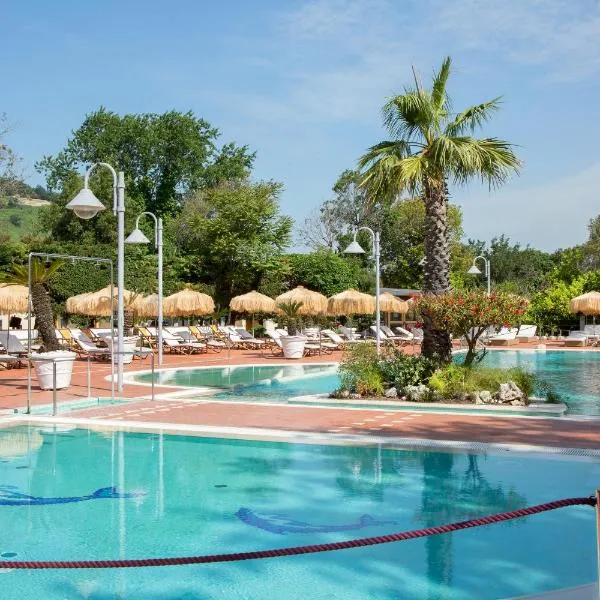 モンテスピーナ パーク ホテル（Montespina Park Hotel）、ナポリのホテル