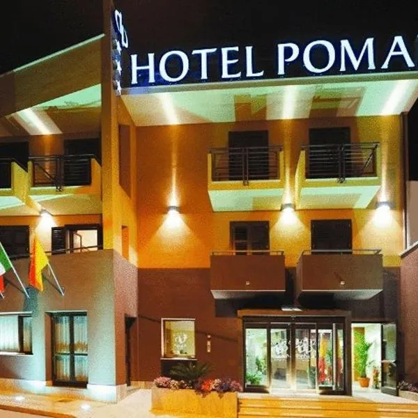 쿠스토나치에 위치한 호텔 Hotel Poma