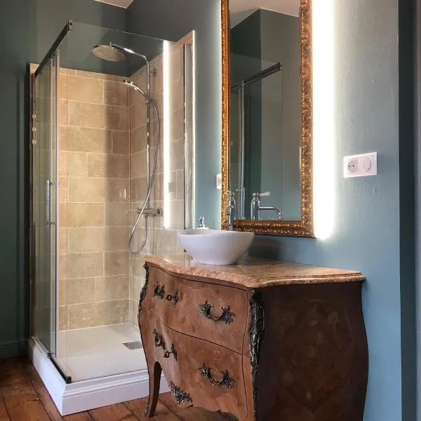 Les chambres Berguoises Chambre au coeur de Bergues, hotel v destinaci Bergues