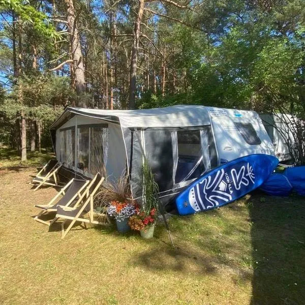 Przyczepa Abordaż na Campingu Kormoran, hotel v destinaci Hel