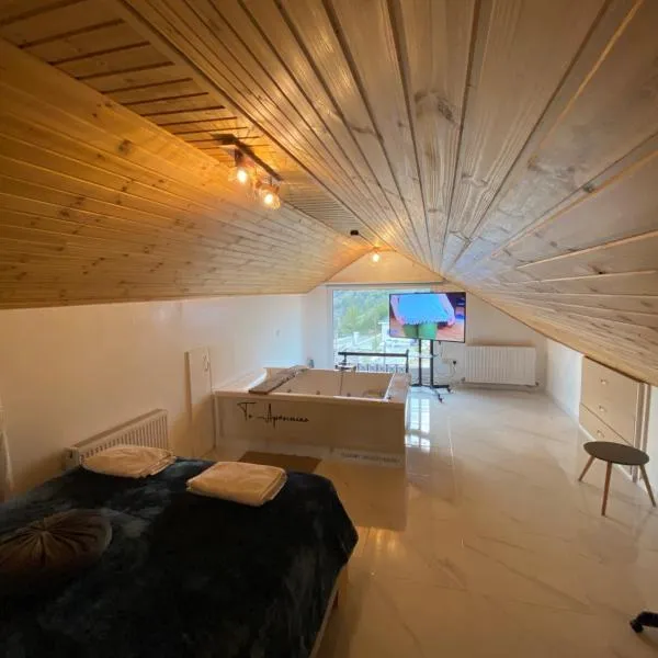 Aprosmeno Jacuzzi House 2, hotel v destinaci Agros