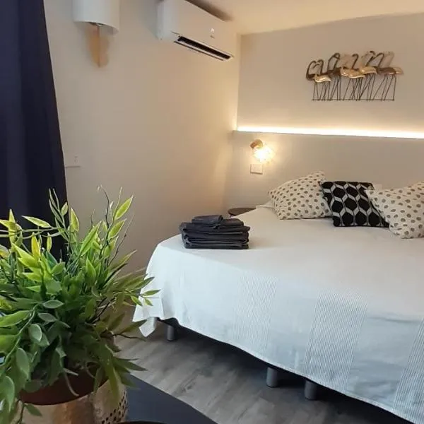 Camere e attico al mare, hotel in Gabicce Mare