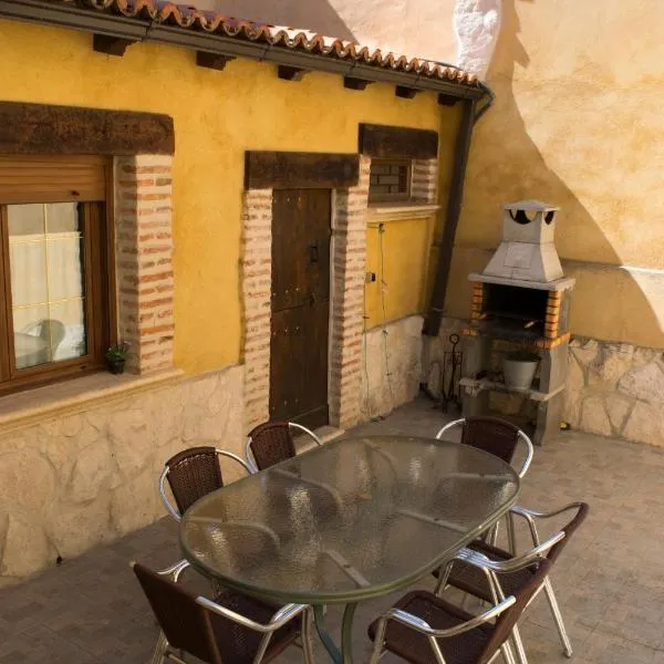Vivienda Turistica El Caneco, hotel in Tordesillas