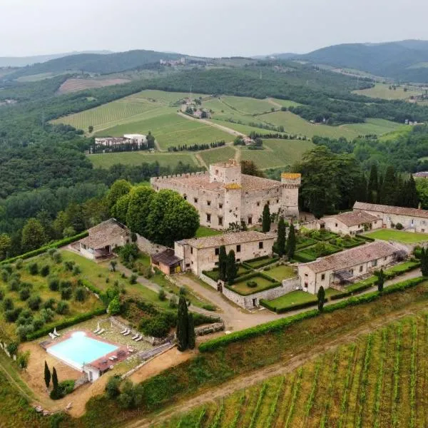 Castello Di Meleto Wine Destination - Camere in Castello e Appartamenti, hotel in Gaiole in Chianti