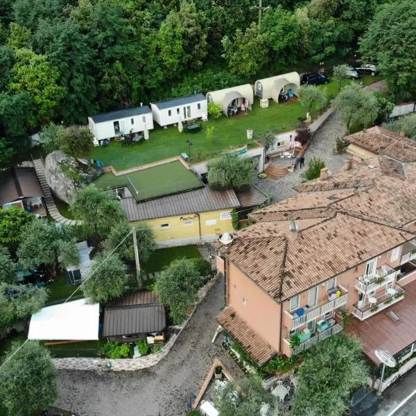 Camping Alpino - Nature Village, hotel v destinaci Malcesine