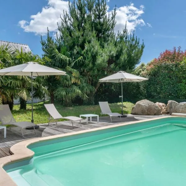 Vacances détente dans cette maison avec piscine à Crac'h, hotel v destinaci Crach