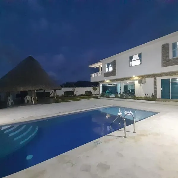 Cabaña Villa Carmen, hotel v destinaci Juan de Acosta