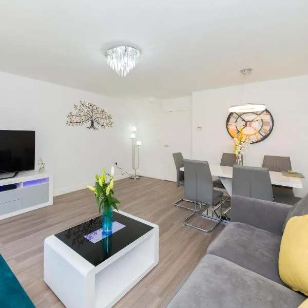 Greenfield Modern 3BR Home - Southcote lane , Reading, hotel u gradu Reding