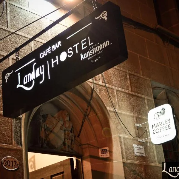 Landay Hostel, hotel in Santiago