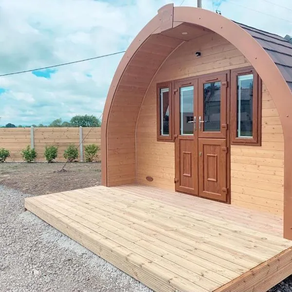 Glastonbury Glamping, hotel en Wells