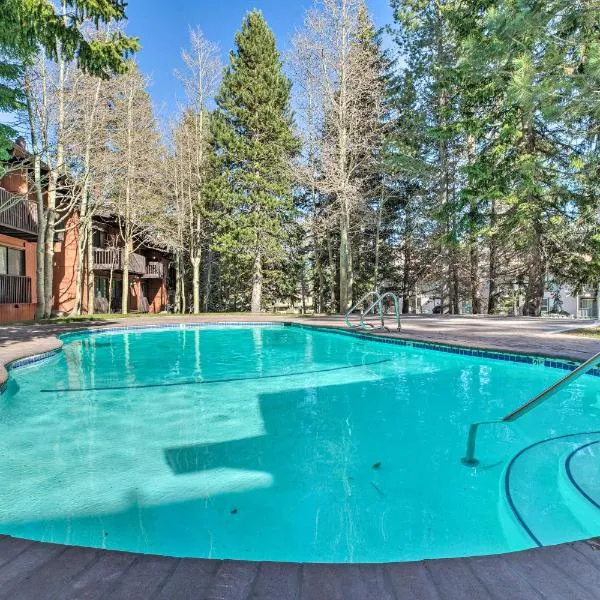 Walk to Canyon Lodge! Resort-Style Condo w/ Pool, hotel a Mammoth Lakes