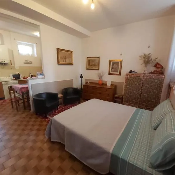 Appartamento "Da Mamma Agnese", hotel u gradu 'Gorgonzola'