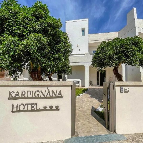 Karpignàna Hotel, hotel in Carpignano Salentino