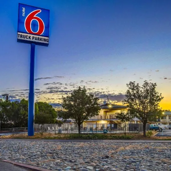 Motel 6-Red Bluff, CA: Red Bluff şehrinde bir otel