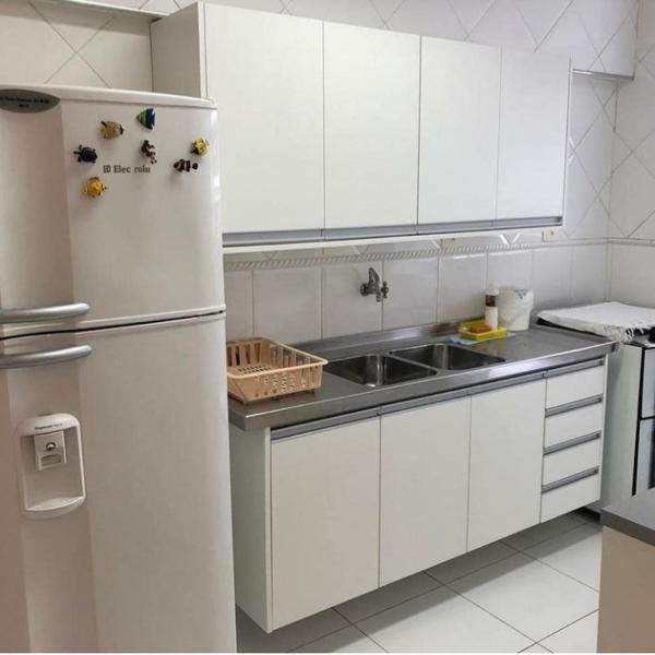Apartamento na Praia de Pitangueiras-Guarujá à 50mt da praia e comércio perto - Foto 4
