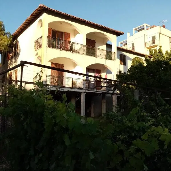 IL VIGNETO, hotel u gradu Dijano Kastelo