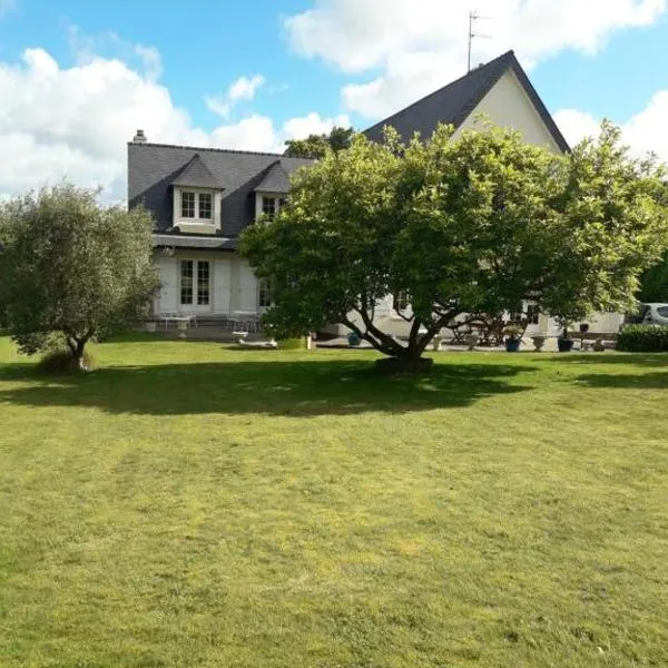 Chambre sympa belle propriété, hôtel à Gouesnou