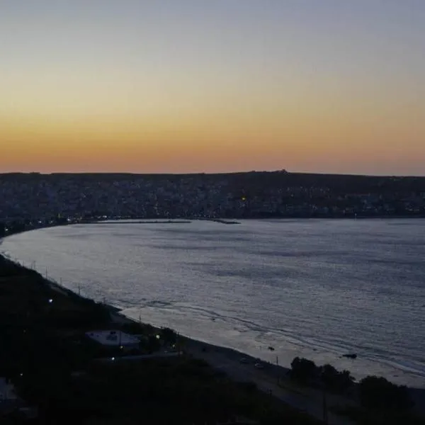 Anemones Apartments (2), hôtel à Petrás