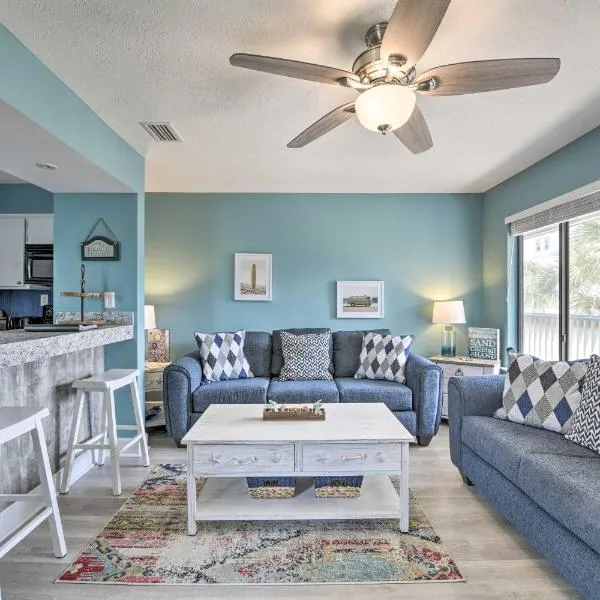 Panama City Condo w/ Balcony & Pool, Walk to Beach, Hotel in Panama City Beach