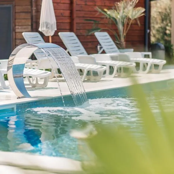 Christopher's apartments, hotel in Ulcinj