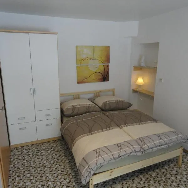 Haus Wangen Studio, hotel v destinaci Burg-Reuland