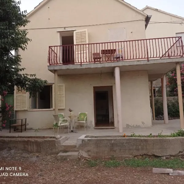 Kuća za odmor Ljubica Šibenik, hotel v Šibeniku
