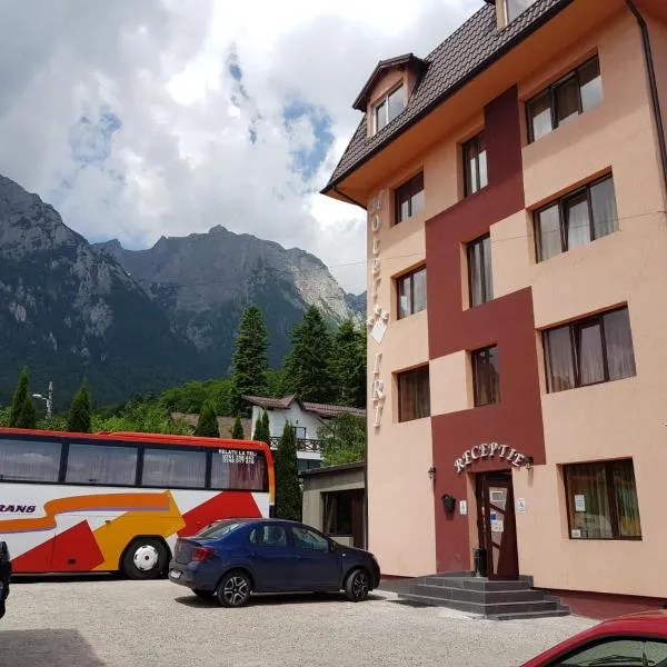 Hotel Iri, hotel di Busteni