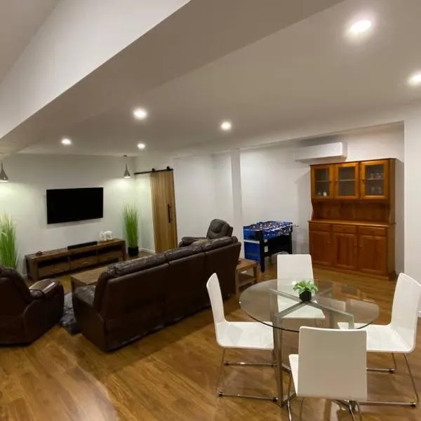 Spacious, Contemporary and Self-Contained with Beautiful Views, hotel v destinaci Kingston