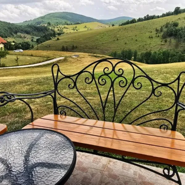 Vikendica Gradina Zlatibor, hotel en Čajetina