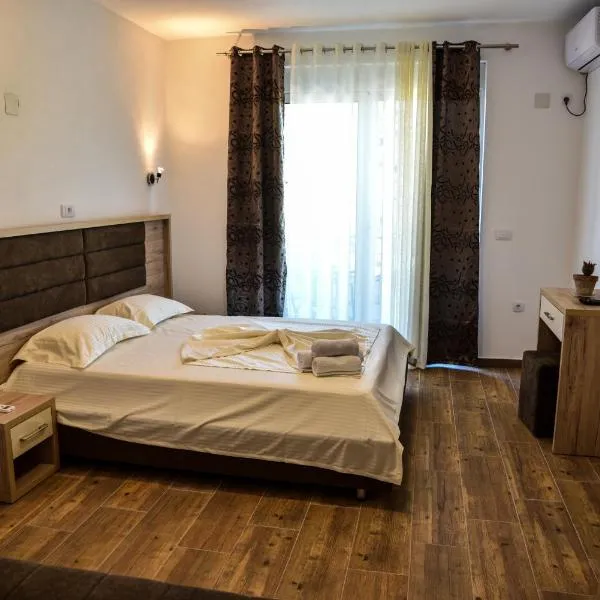 Casa Sinani, hótel í Ulcinj