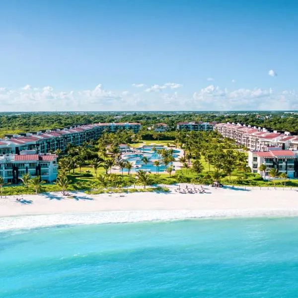 Mareazul Beach Front Condos At playa del Carmen – hotel w mieście Playa del Carmen