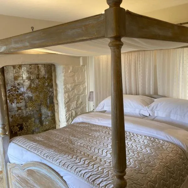 Snowdrop cottage @ Ty-llwyd, hotel in Treffynnon 
