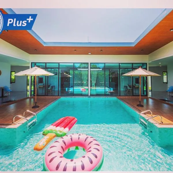 Good Night Pool Villa Phuket - SHA Plus، فندق في فوكيت تاون