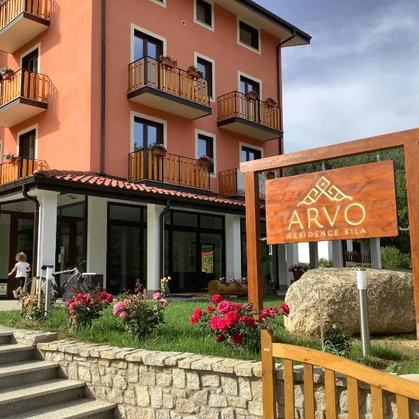 Arvo Residence Sila Lorica, hotel v destinaci Lorica