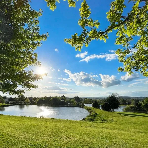 Southern County Resort, hotel in Borris