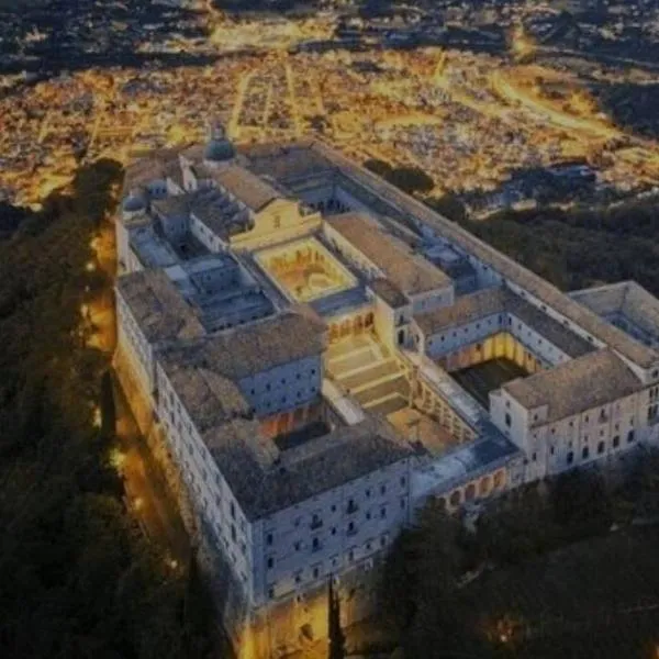 Accanto all'autostrada al centro tra Roma e Napoli, hotel v destinaci Pontecorvo