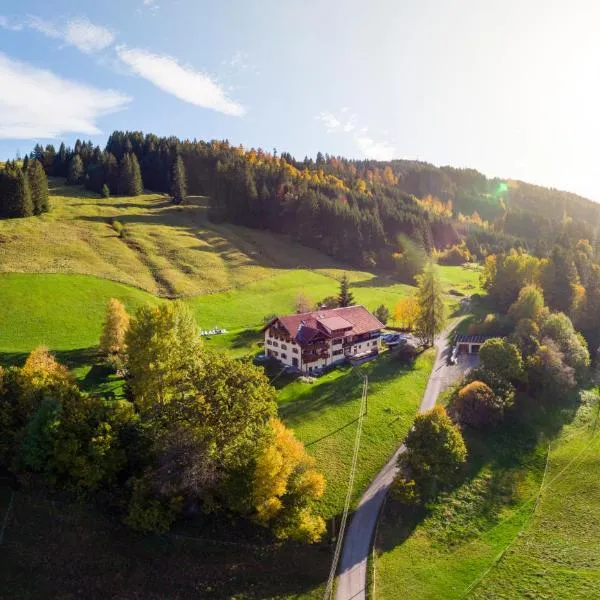 Gästehaus Schlegel, hotel v destinácii Gunzesried