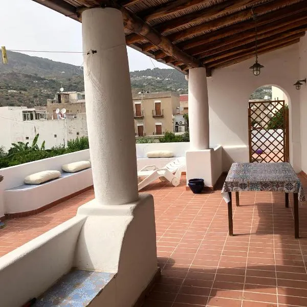 Isola - LIPARI centro storico, hotel in Lipari