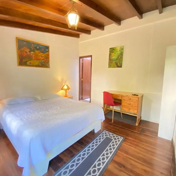 Hostal Alcala, hotel in Quito