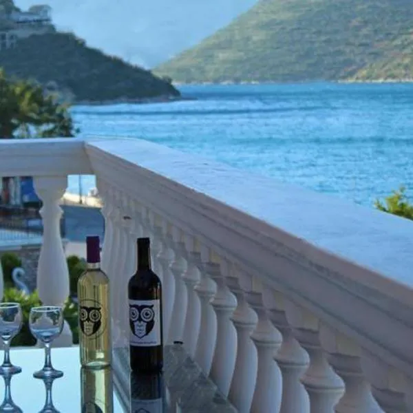 Koukouapartments & Suites, hotel a Vathi