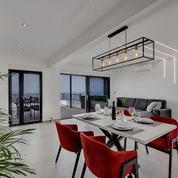 Villa Pejic NEW, PENTHOUSE, Hotel in Podgora