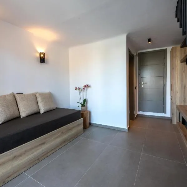 CASA DI PIETRA MYKONOS, hotel v destinaci Klouvas